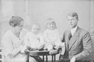 Doctor Christian Flemming Koch Dahlerup, India. Stay in Arcot Sept 1921 - 1922. Married to Elle