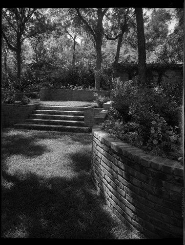Landscaping in Dallas for Joseph E. Howland: Hill residence