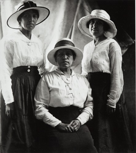 Catherine Bermúdez , seated, daughter of John and Juana O'Brien, with her daughters, Maggie Arabus at viewer's left, and Rosa Padilla (née Bermúdez), at viewer's right : circa 1920 ; Catherine's mother, Juana, was a full-blooded Santa Barbara Indian woman