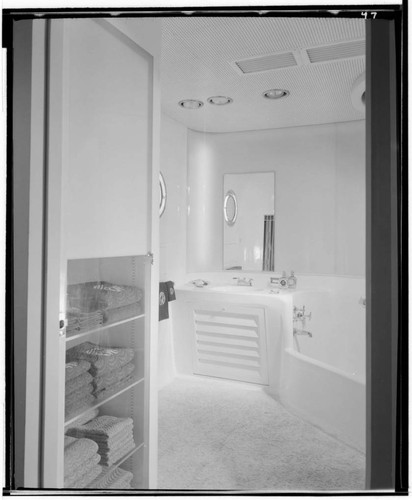 [Postwar House]. Bathroom