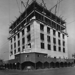 Construction progress, Federal Reserve Bank — Calisphere