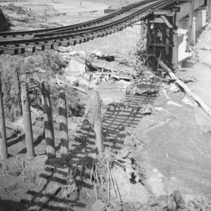 L.A. River flooding, hanging tracks in North Hollywood — Calisphere