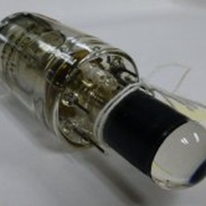 Farnsworth 1P25 Image Intensifier Tube — Calisphere