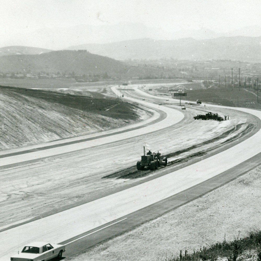 23 freeway construction — Calisphere 23 freeway construction — Calisphere