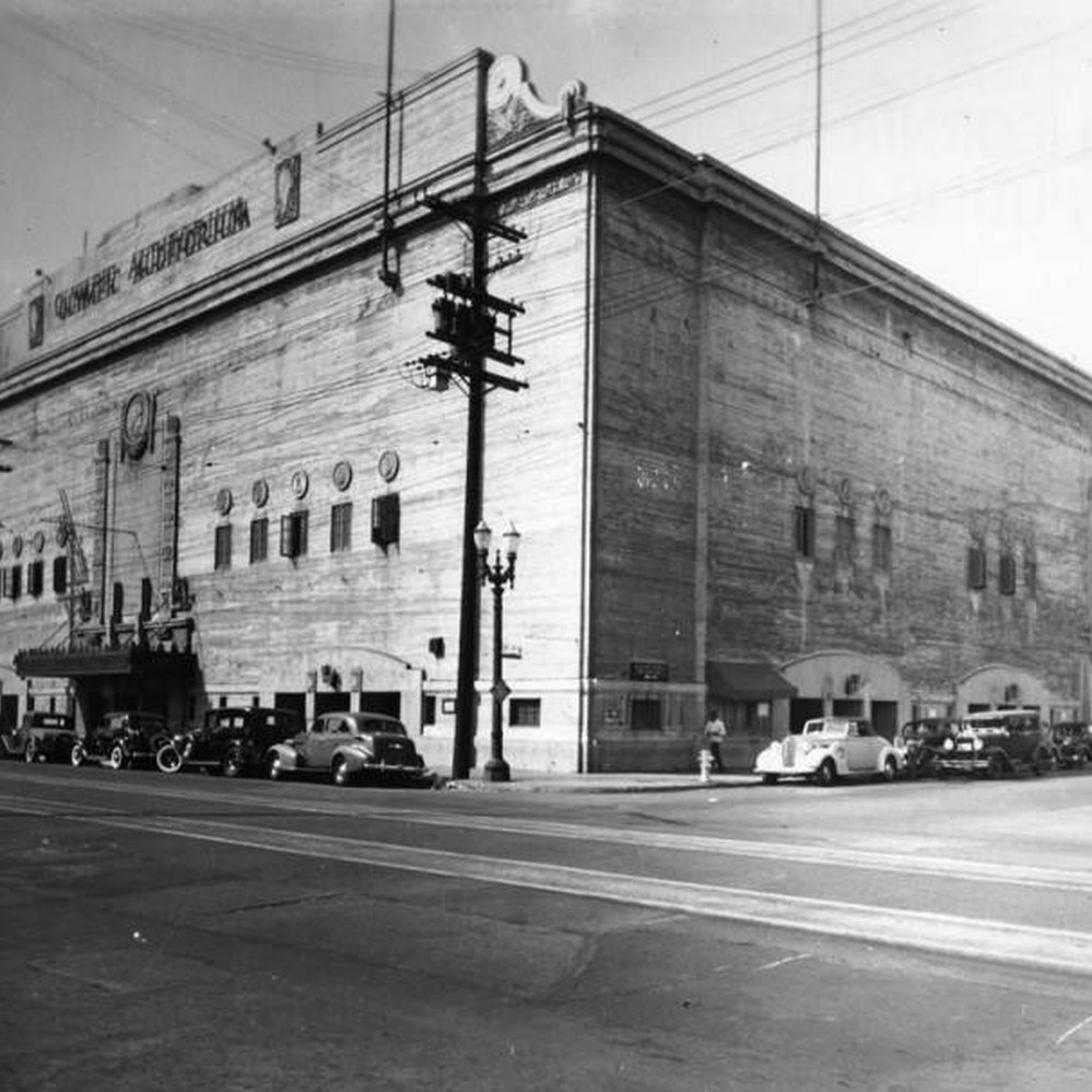 Grand Olympic Auditorium — Calisphere