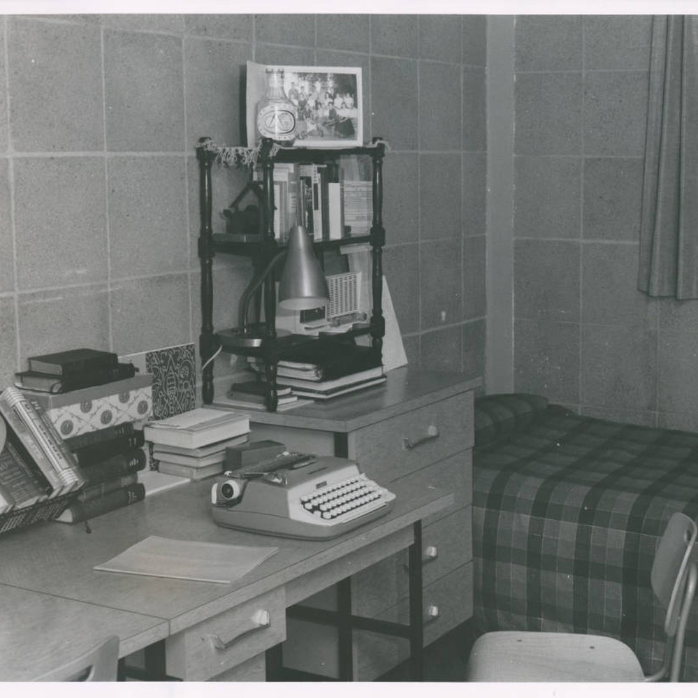 Harvey Mudd College Dorm Room