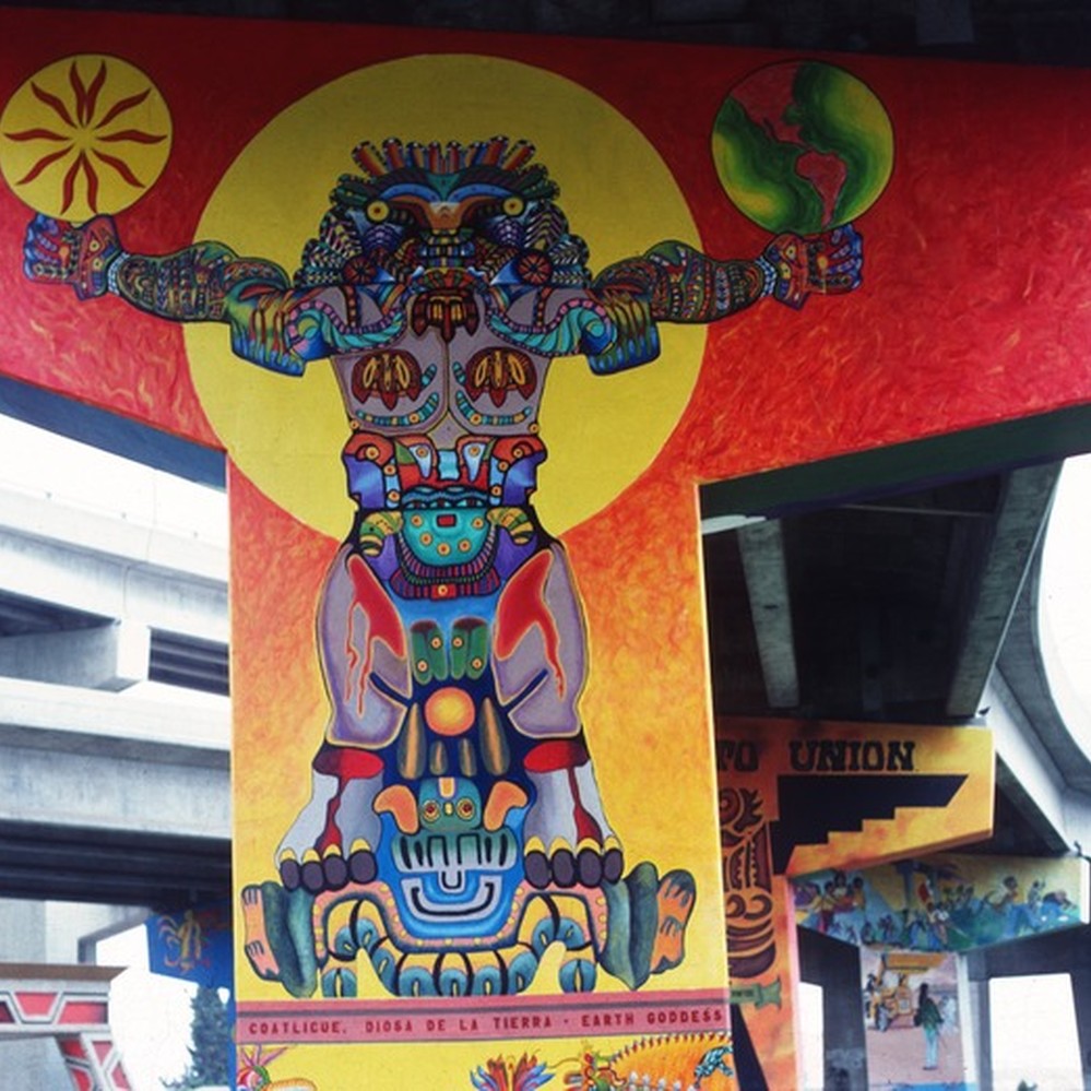 Chicano Park: Coatlicue: detail: Coatlicue, the Aztec Goddess of the Earth  — Calisphere, image size:999x999