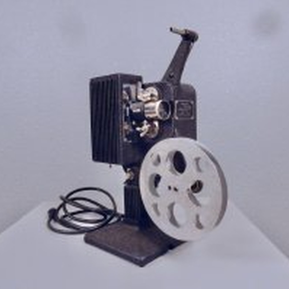 Kodascope Model EE projector — Calisphere Kodascope Model EE projector — Calisphere