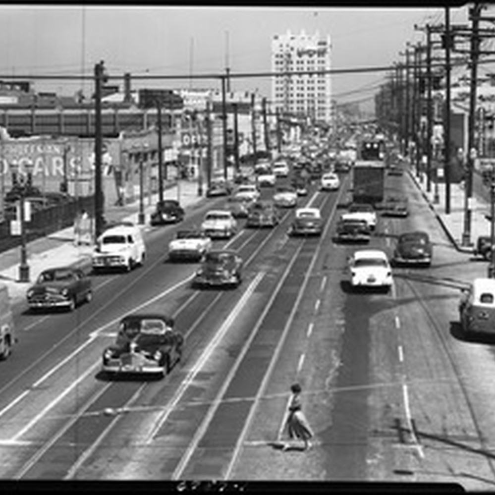 Washington Blvd. looking east from fwy. overpass, Los Angeles