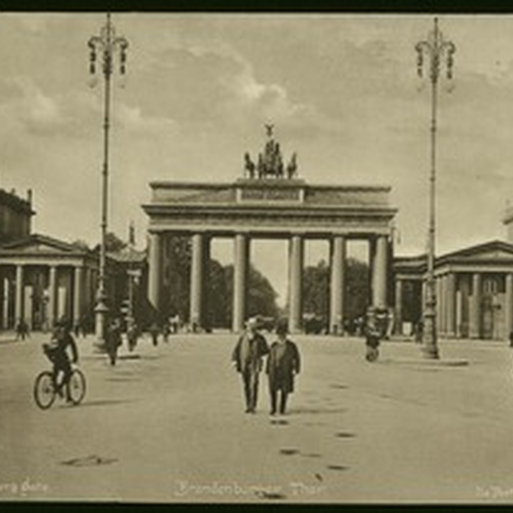 Brandenburg Gate in Berlin, Germany, ca.1900 — Calisphere