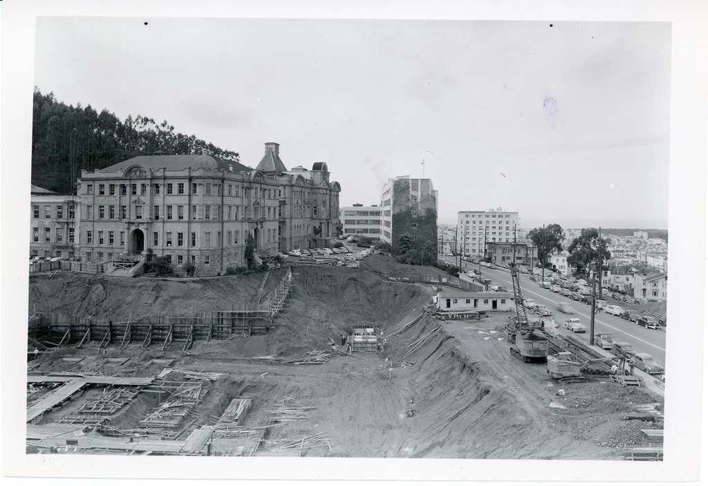 Moffitt Hospital construction — Calisphere